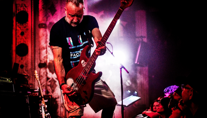 Peter Hook & The Light play Joy Division and New Order 'Substance'
